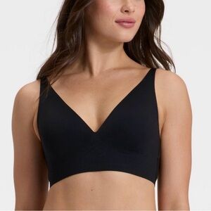 Women's Black Seamless Bra